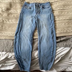 light wash skinny jeans